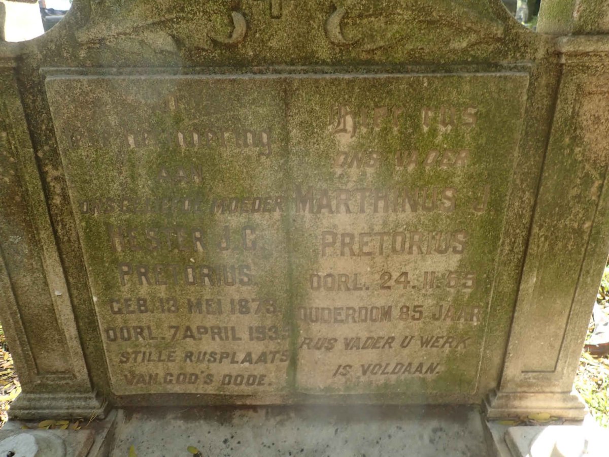PRETORIUS Marthinus J. -1955 &amp; Hester J.C. 1873-1939