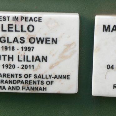 LELLO Douglas Owen 1918-1997 &amp; Ruth Lilian 1920-2011 :: DAVIES Margaret Burton nee ANDREW 1923-2011