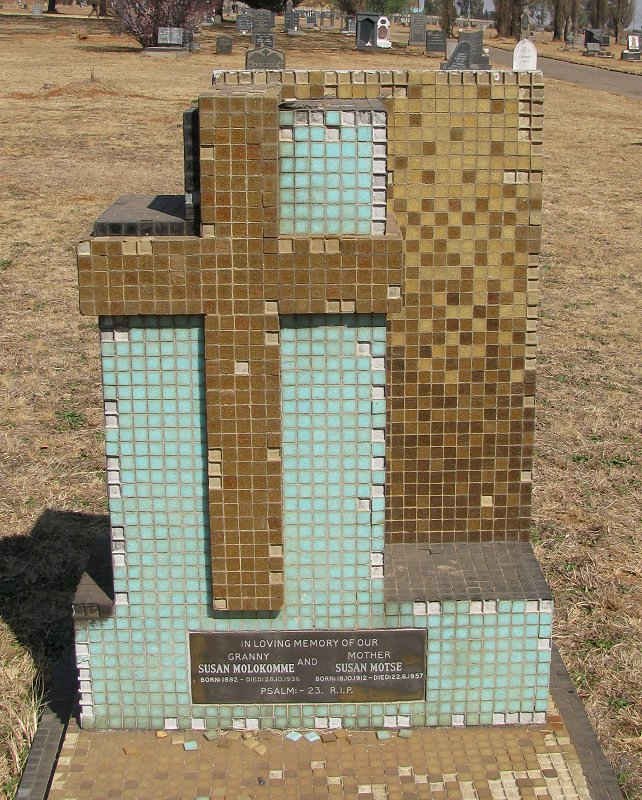 MOLOKOMME Susan 1882-1936 &amp; MOTSE Susan 1912-1957