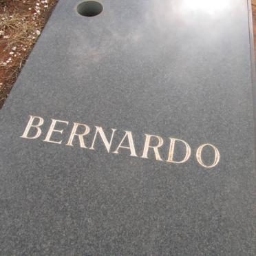 BERNARDO Daniel Stephanus 1937-1997