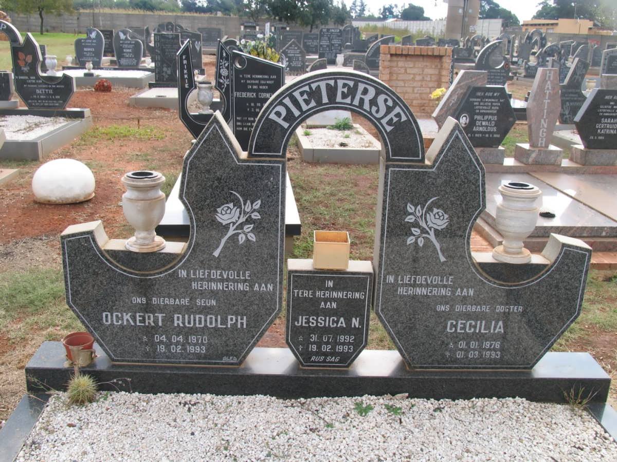 PIETERSE Ockert Rudolph 1970-1993 :: PIETERSE Cecilia 1976-1993 :: PIETERSE Jessica N. 1992-1993