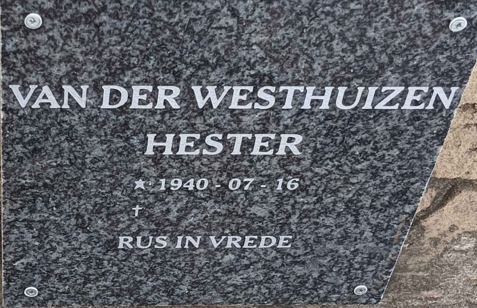 WESTHUIZEN Hester, van der 1940-
