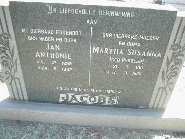 JACOBS Jan Anthonie 1899-1982 &amp; Martha Susanna GROBLER 1911-1986