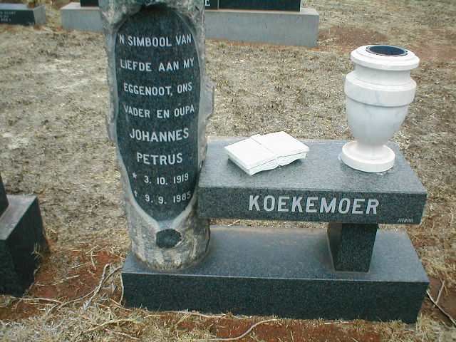 KOEKEMOER Johannes Petrus 1919-1985