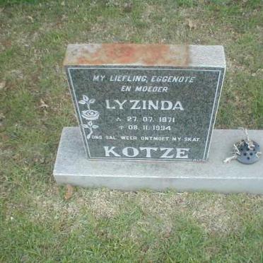 KOTZE Lyzinda 1971-1994