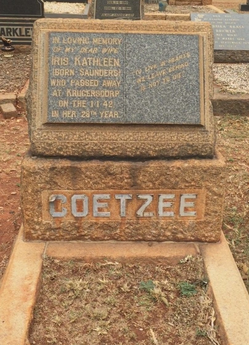 COETZEE Iris Kathleen nee SAUNDERS -1942