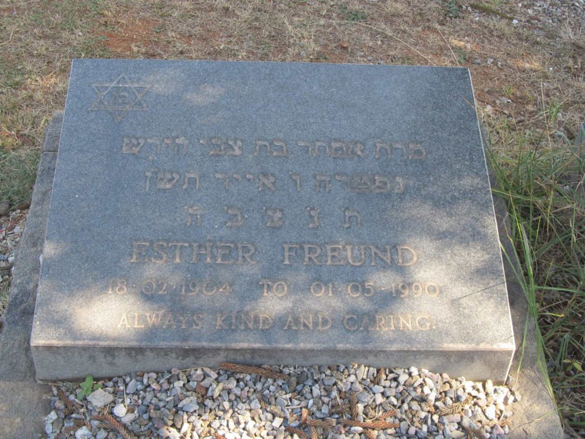 FREUND Esther 1904-1990
