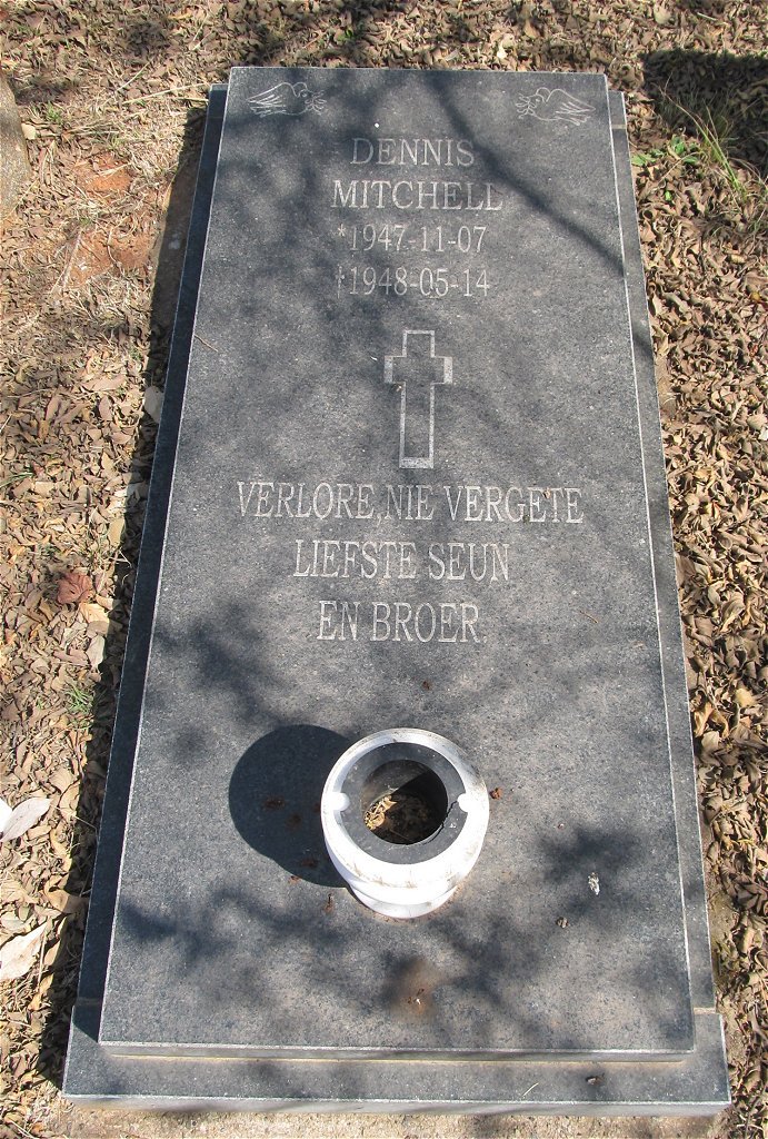 MITCHELL Dennis 1947-1948