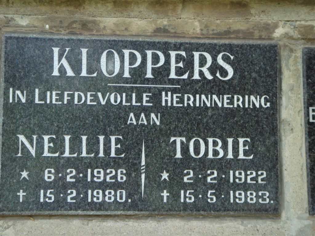 KLOPPERS Tobie 1922-1983 &amp; Nellie 1926-1980