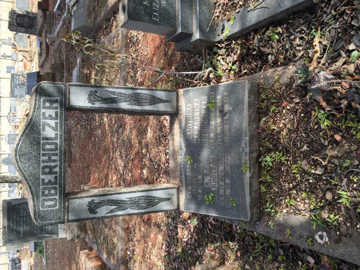 OBERHOLZER A.G. 18?6-194? &amp; Marthina Magaretha VAN DER SPUY 1875-1959
