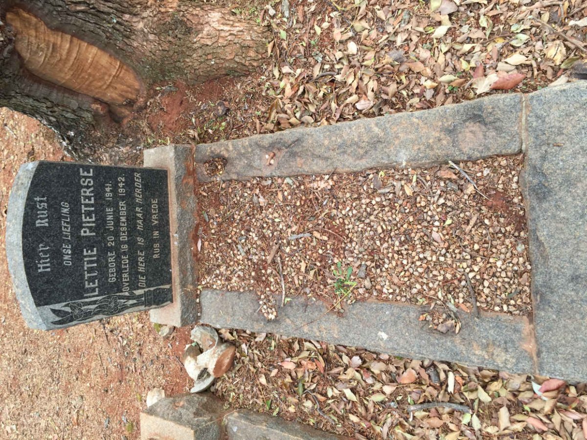 PIETERSE Lettie 1941-1942