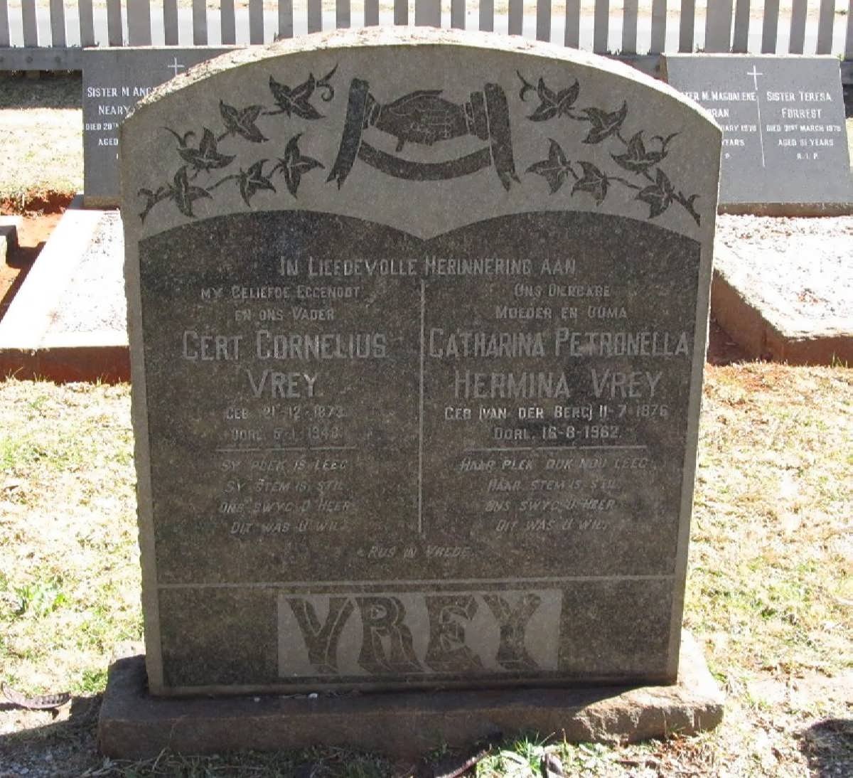 VREY Gert Cornelius 1873-1940 &amp; Catharina Petronella Hermina van der BERG 1876-1962