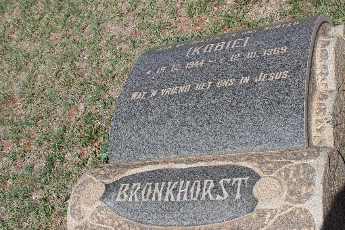 BRONKHORST Kobie 1944-1969