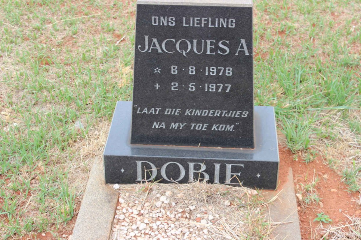 DOBIE Jacques A. 1976-1977