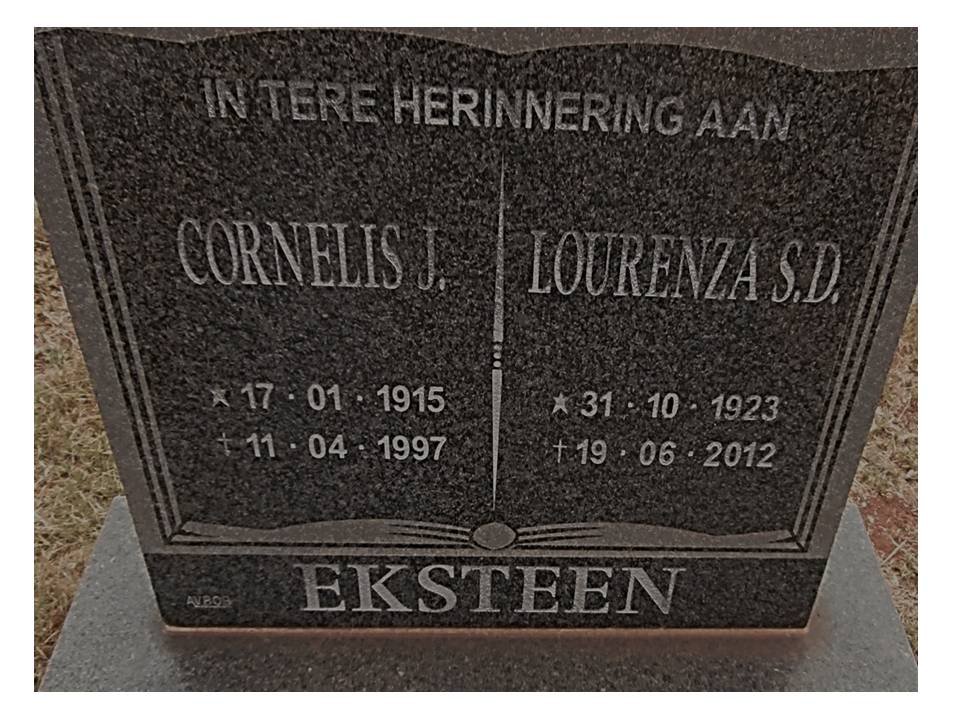 EKSTEEN Cornelis J. 1915-1997 &amp; Lourenza S.D. 1923-2012