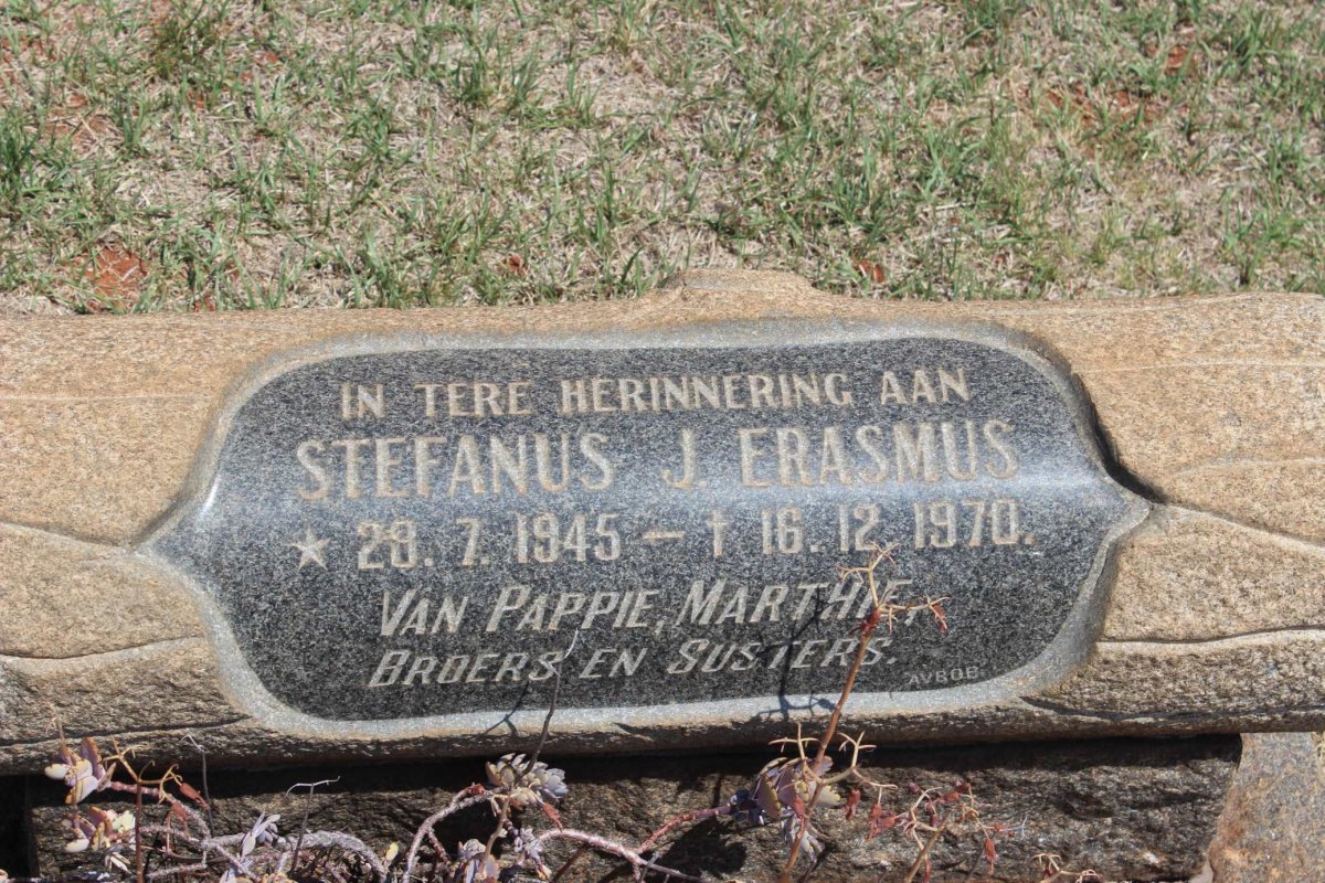 ERASMUS Stefanus J. 1945-1970