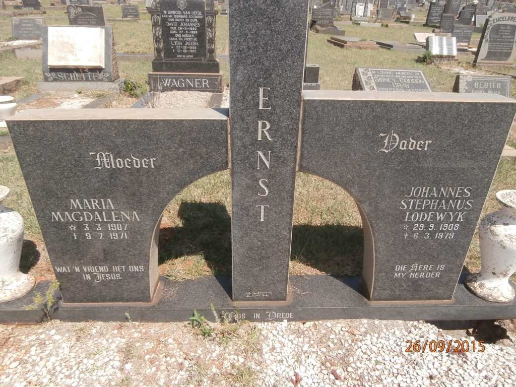 ERNST Johannes Stephanus Lodewyk 1908-1979 &amp; Maria Magdalena 1907-1971