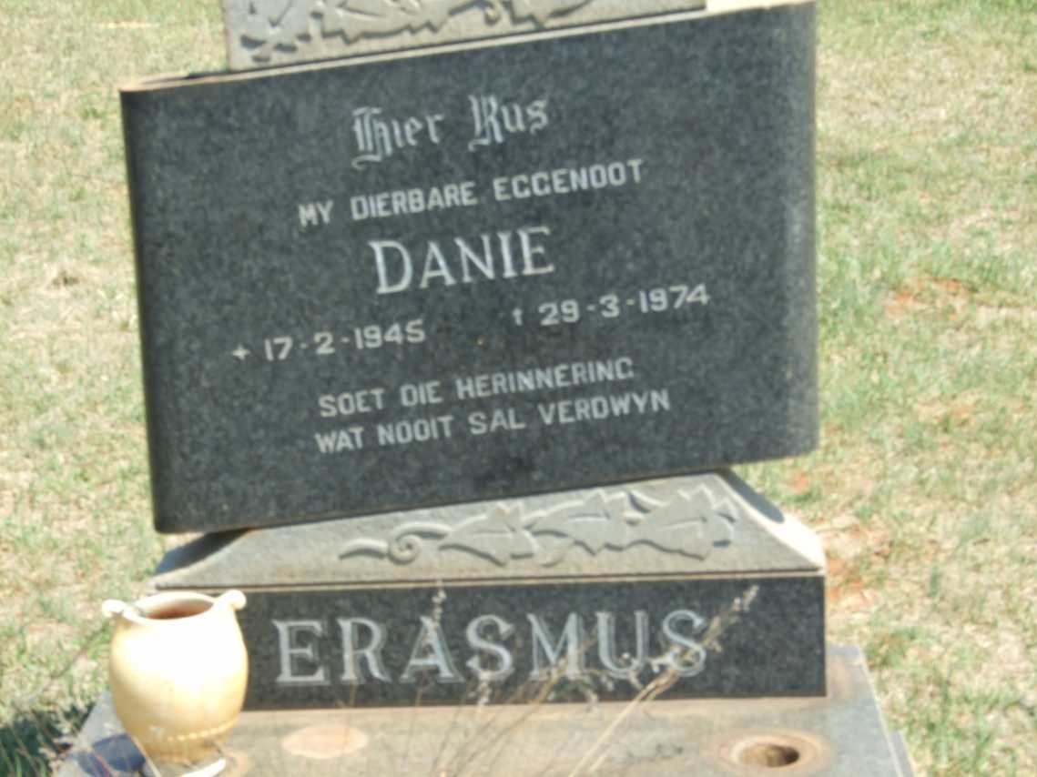 ERASMUS Danie 1945-1974