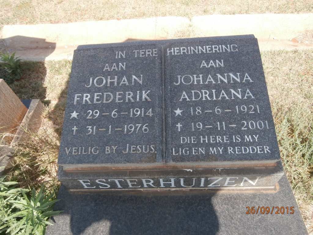 ESTERHUIZEN Johan Frederik 1914-1976 &amp; Johanna Adriana 1921-2001