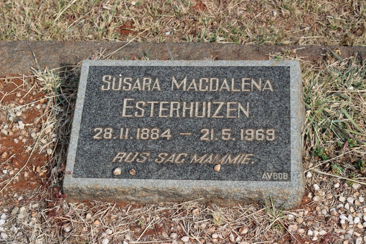 ESTERHUIZEN Susara Magdalena 1884-1969