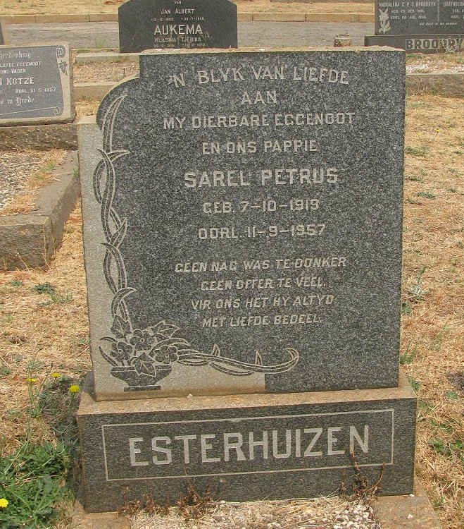 ESTERHUIZEN Sarel Petrus 1919-1957