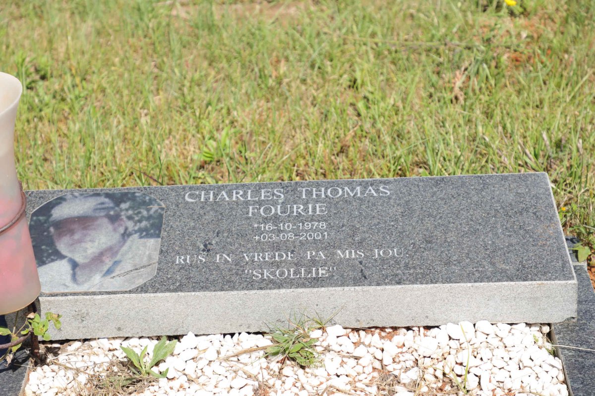 FOURIE Charles Thomas 1978-2001