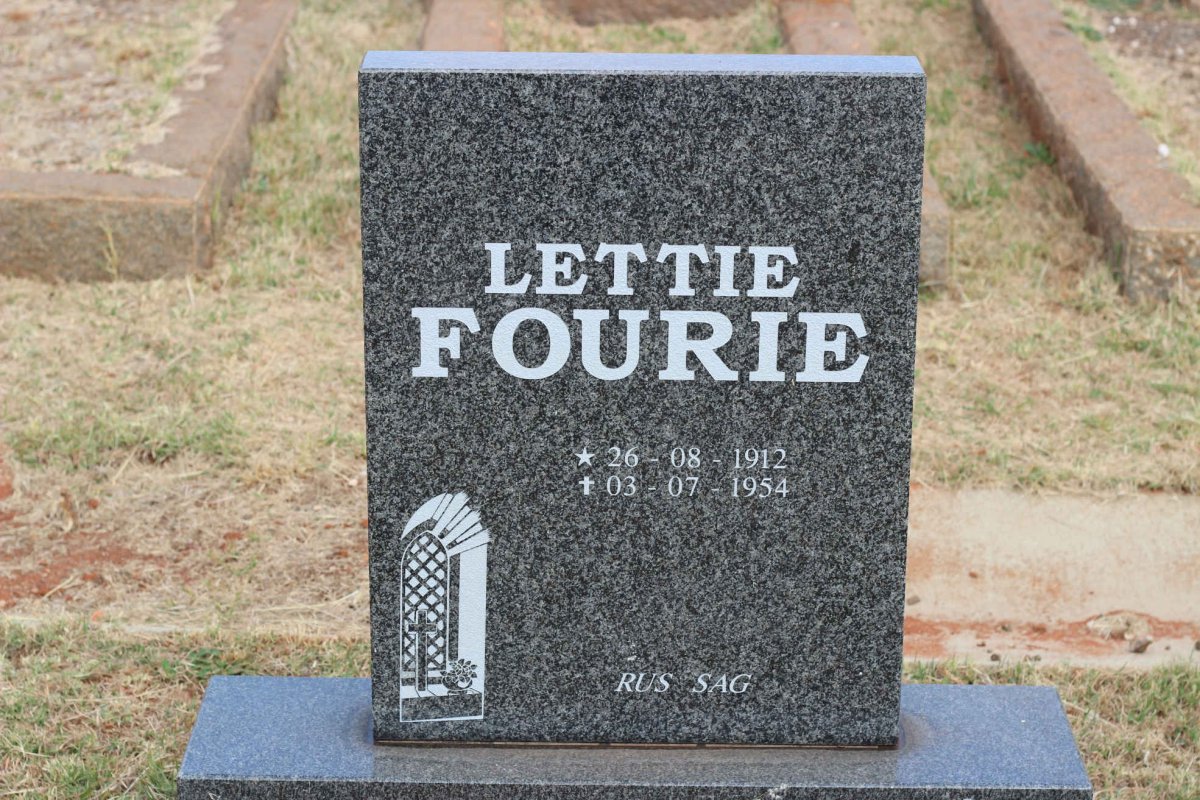FOURIE Lettie 1912-1954