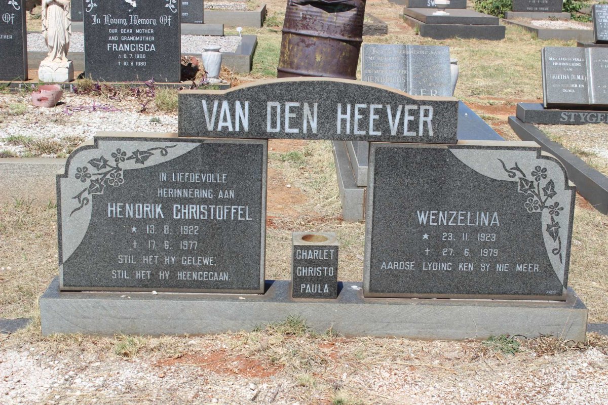 HEEVER Hendrik Christoffel, van den 1922-1977 &amp; Wenzelina 1923-1979