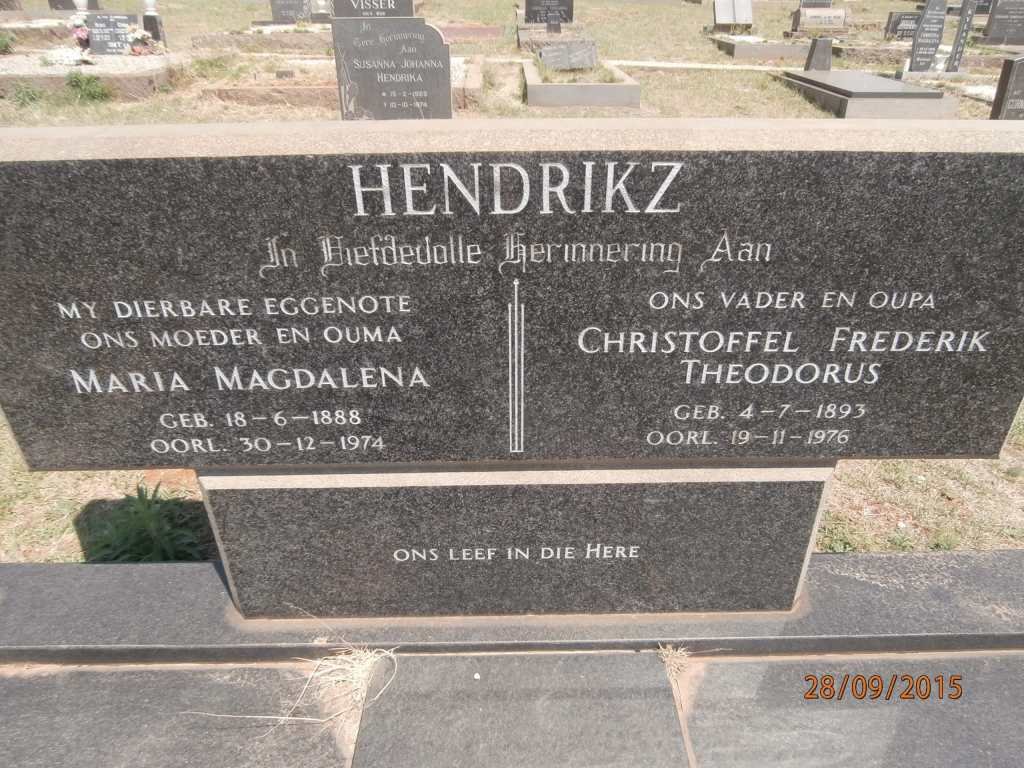 HENDRIKZ Christoffel Frederik Theodorus 1893-1976 &amp; Maria Magdalena 1888-1974