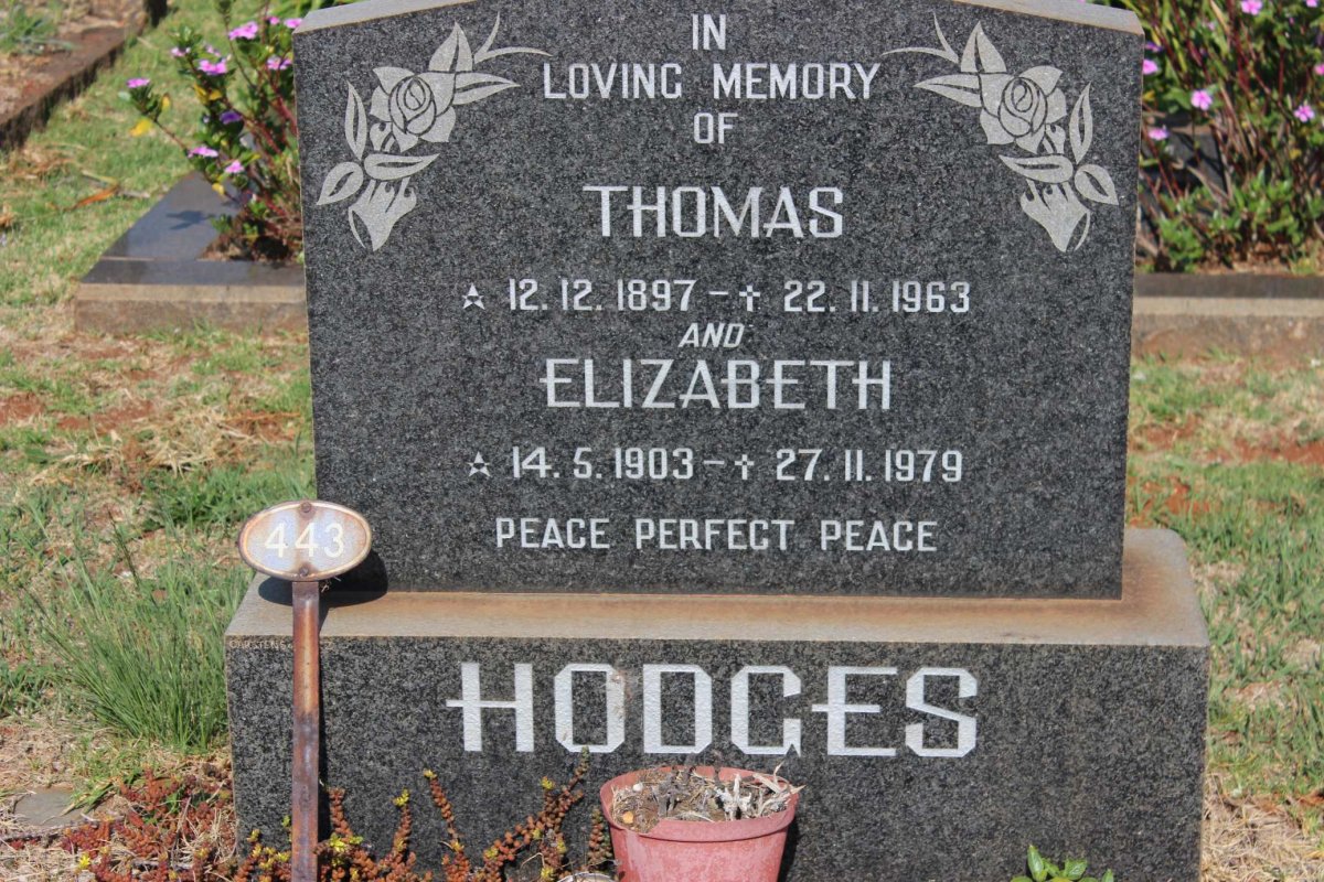 HODGES Thomas 1897-1963 &amp; Elizabeth 1903-1979