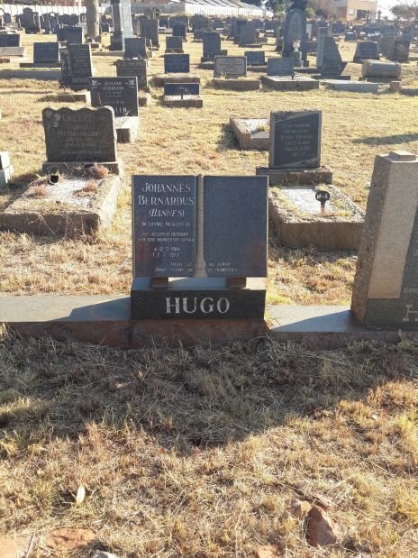 HUGO Johannes Bernardus 19?4-1977