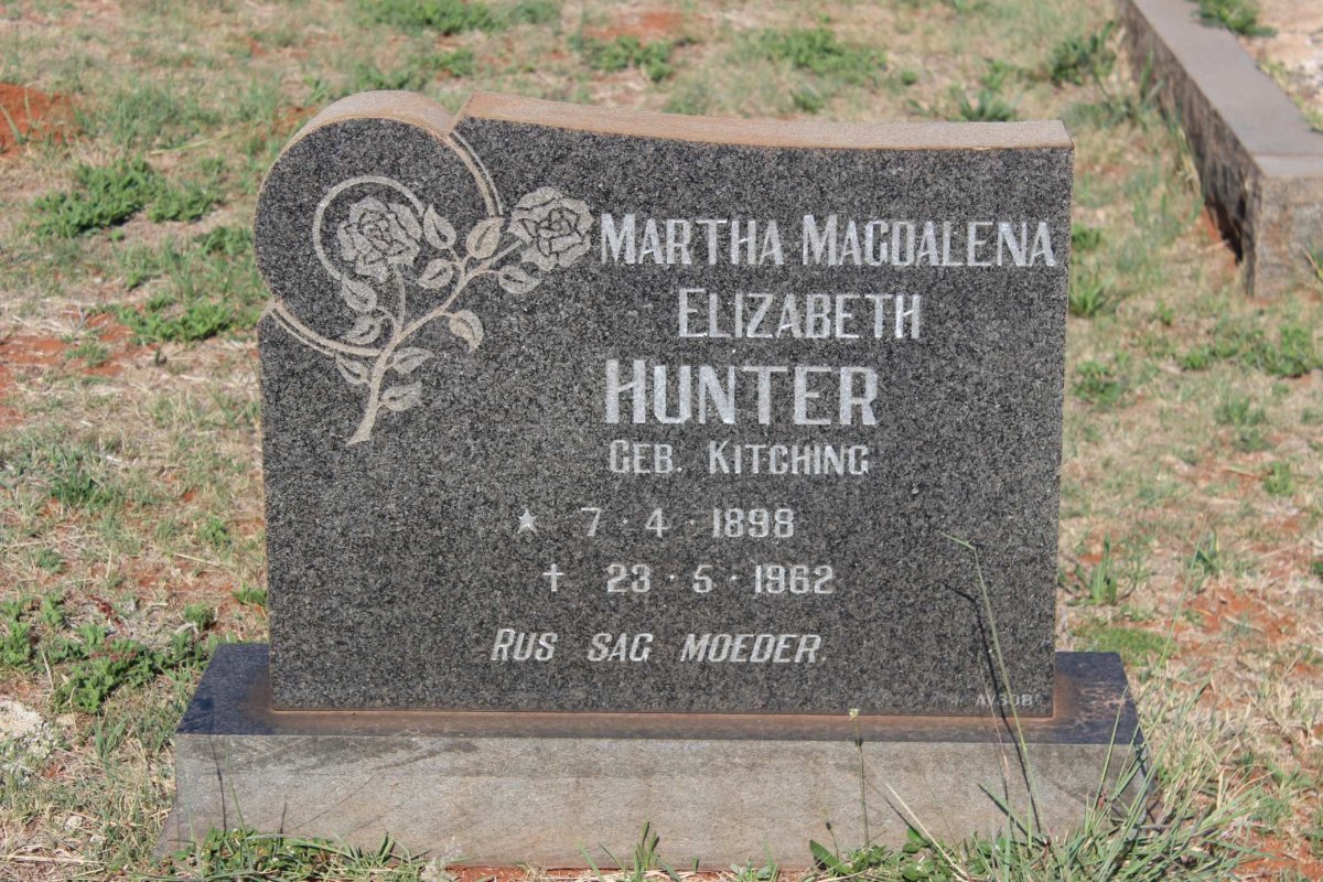 HUNTER Martha Magdalena Elizabeth nee KITCHING 1898-1962
