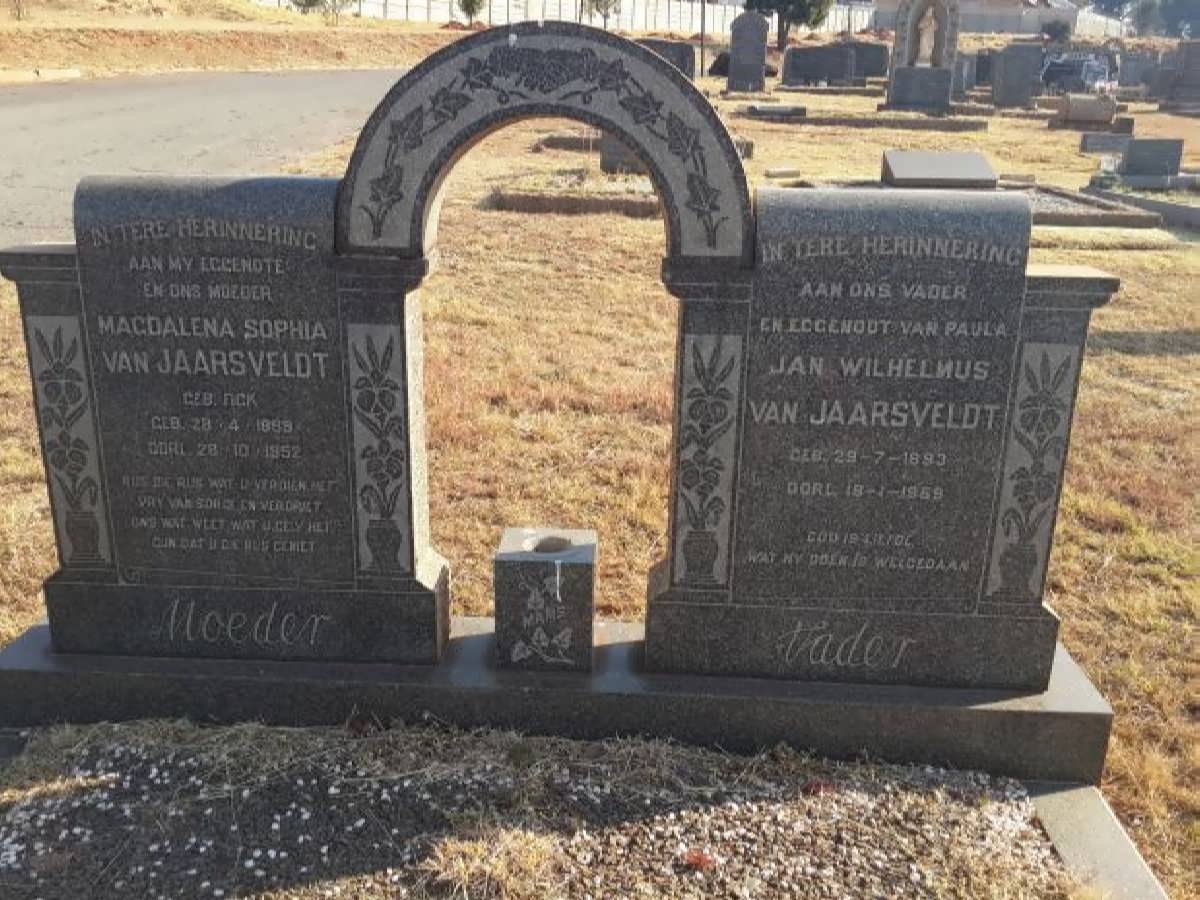 JAARSVELDT Jan Wilhelmus, van 1893-1959 &amp; Magdalena Sophia FICK 1899-1952