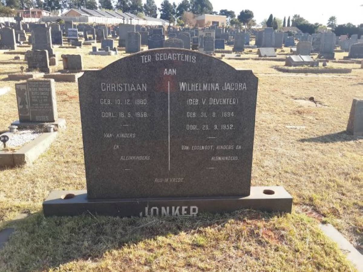 JONKER Christiaan 1880-1958 &amp; Wilhelmina Jacoba V. DEVENTER 1894-1952