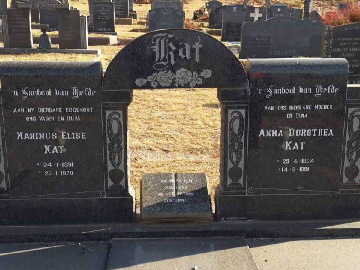 KAT Marinus Elise 1891-1970 &amp; Anna Dorothea 1904-1991