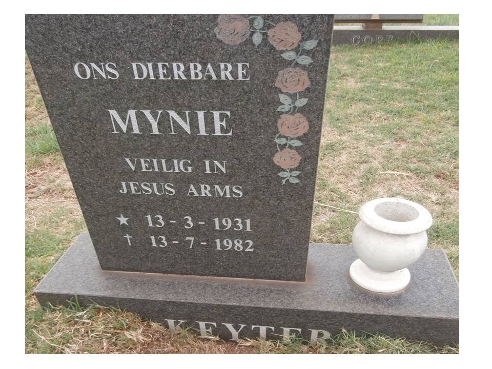 KEYTER Mynie 1931-1982