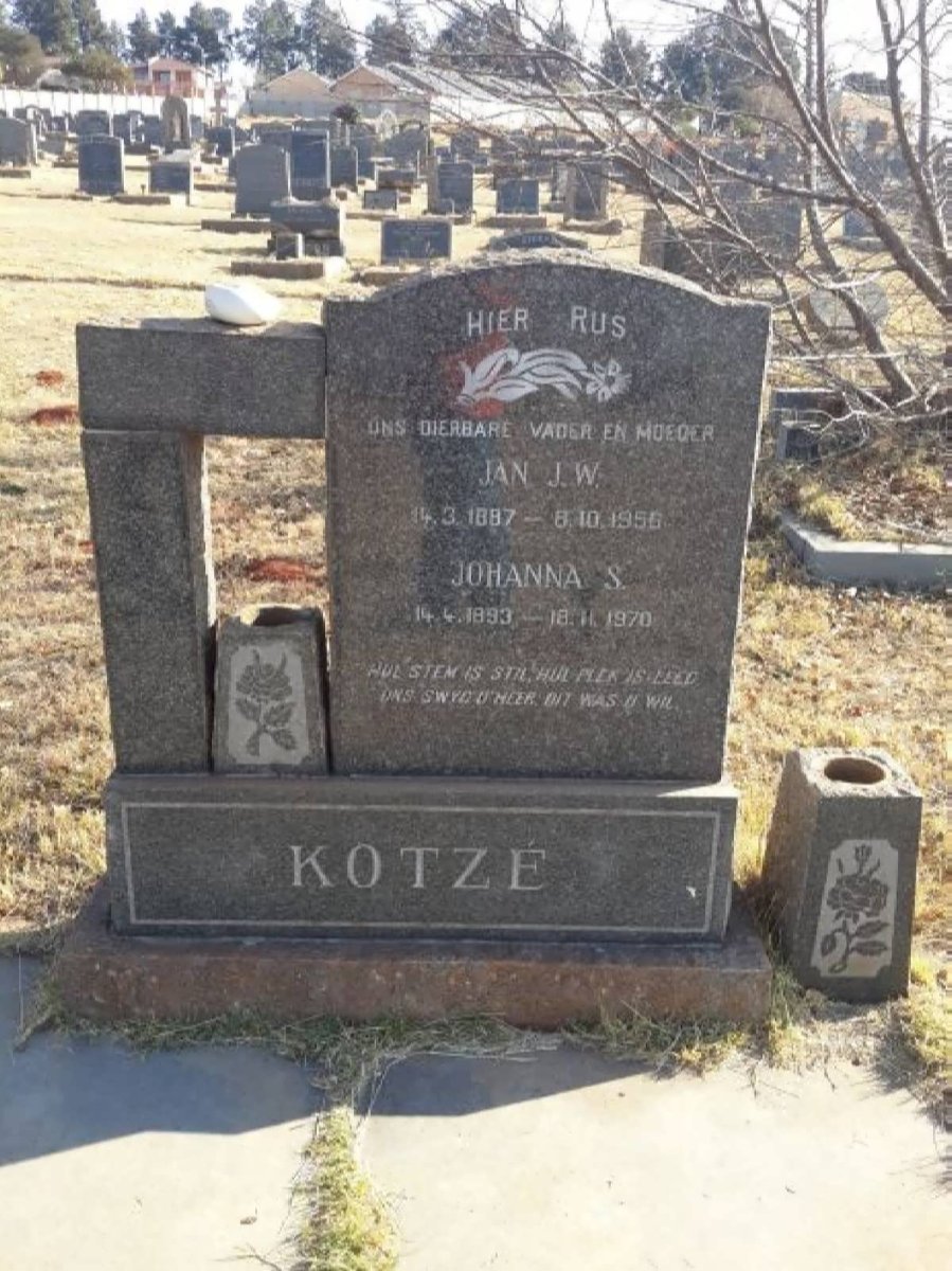 KOTZÉ Jan J.W. 1887-1956 &amp; Johanna S. 1893-1970