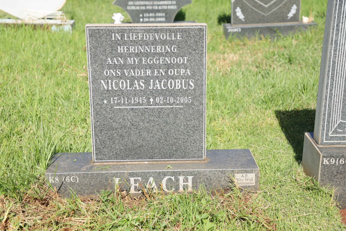 LEACH Nicolas Jacobus 1945-2005