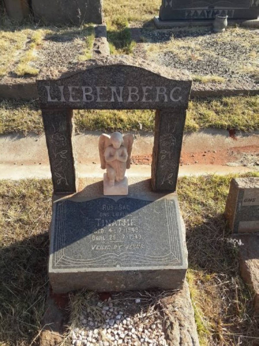 LIEBENBERG Tinatjie 1949-1949