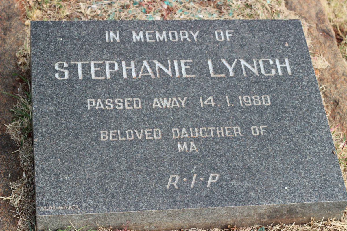 LYNCH Stephanie -1980