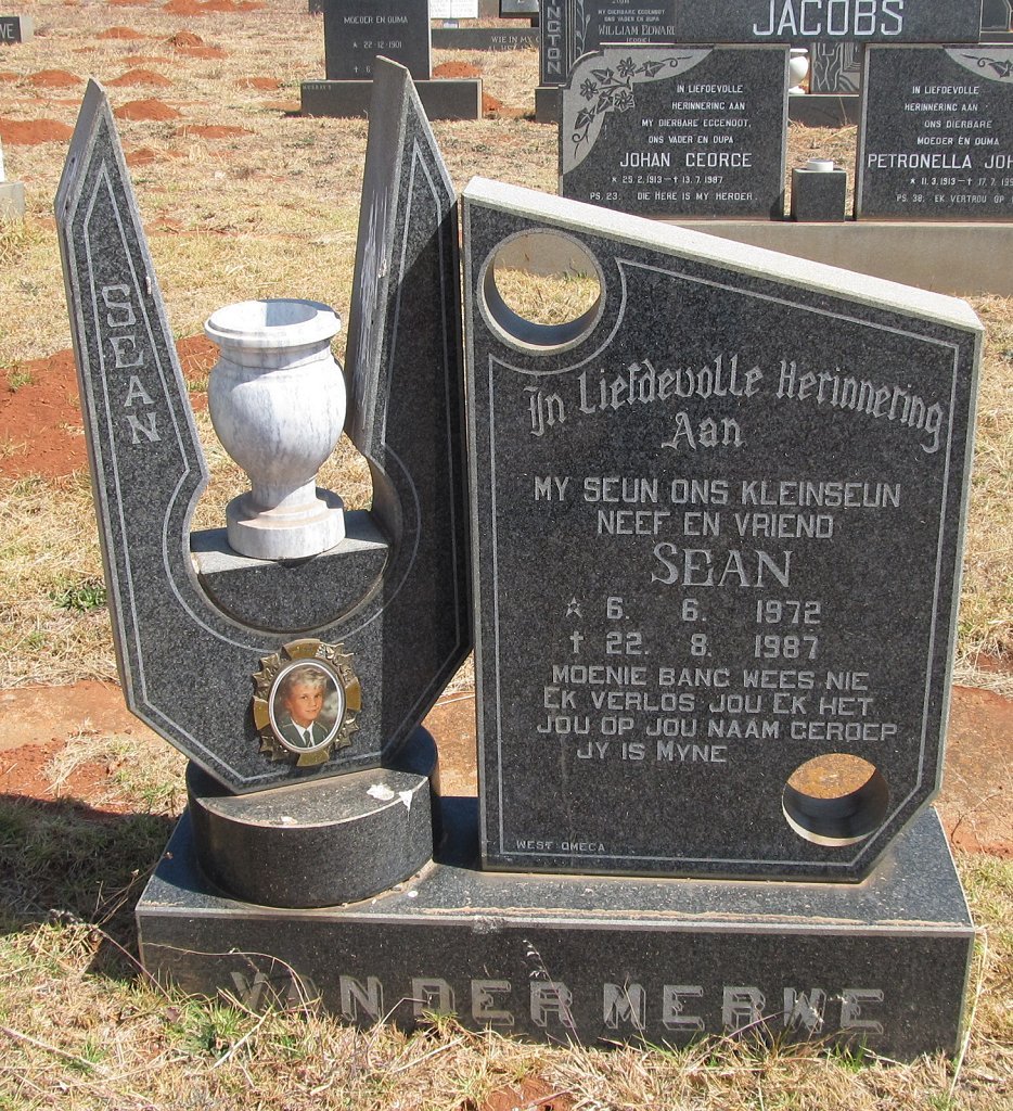 MERWE Sean, van der 1972-1987
