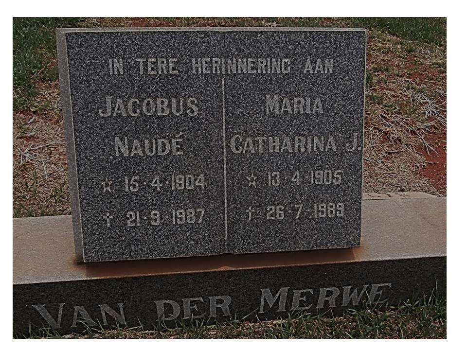 MERWE Jacobus Naudé, van der 1904-1987 &amp; Maria Catharina J. 1905-1989