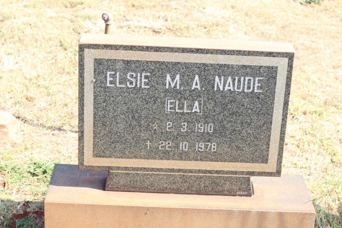 NAUDE Elsie M.A. 1910-1978