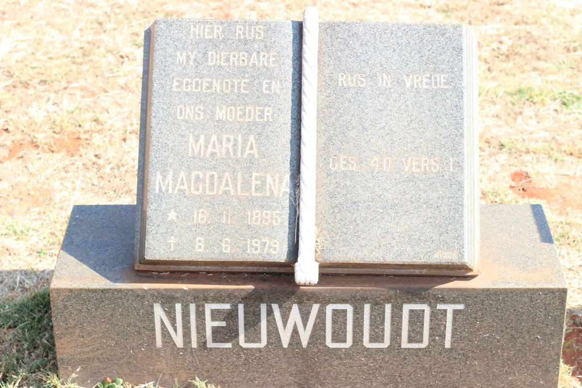 NIEWOUDT Maria Magdalena 1895-1979