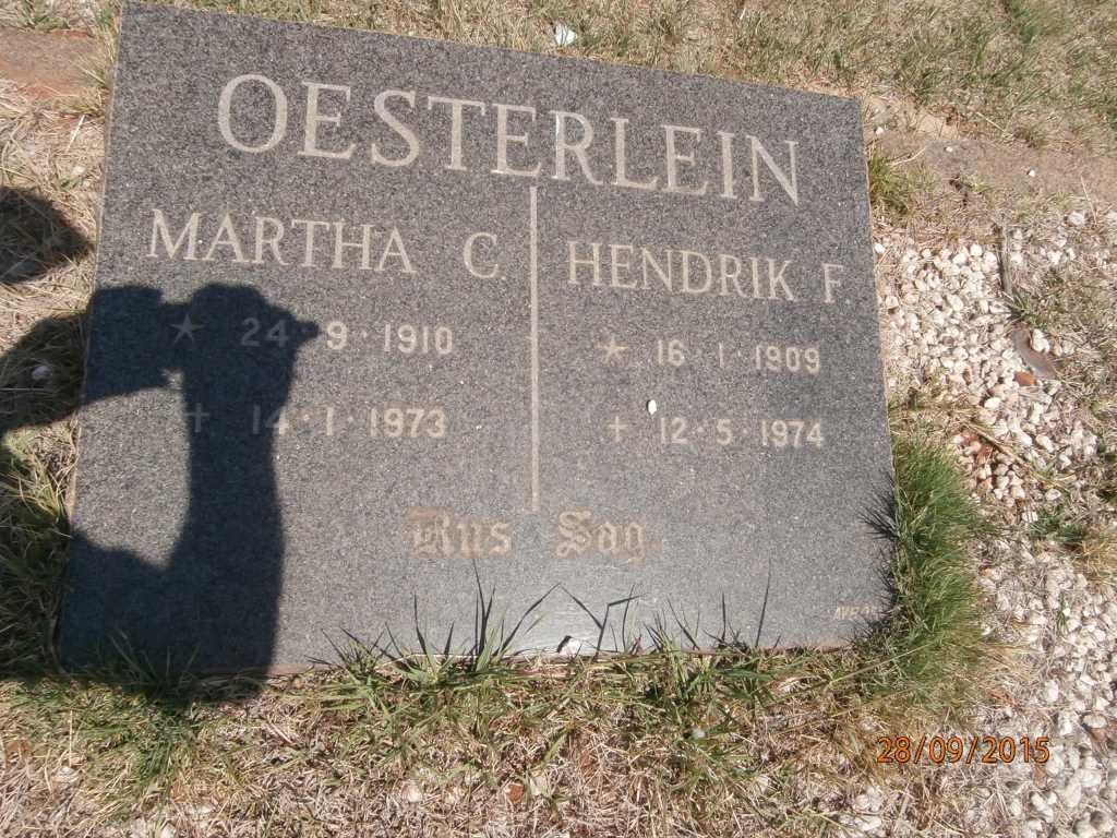 OESTERLEIN Hendrik F. 1909-1974 &amp; Martha C. 1910-1973