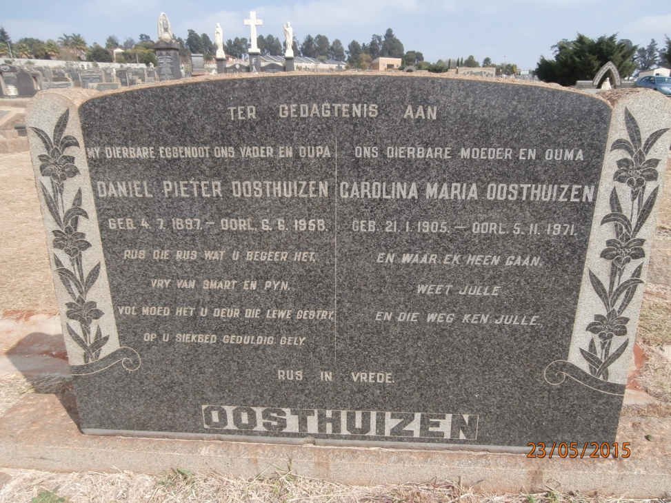 OOSTHUIZEN Daniel Pieter 1897-1958 &amp; Carolina Maria 1905-1971