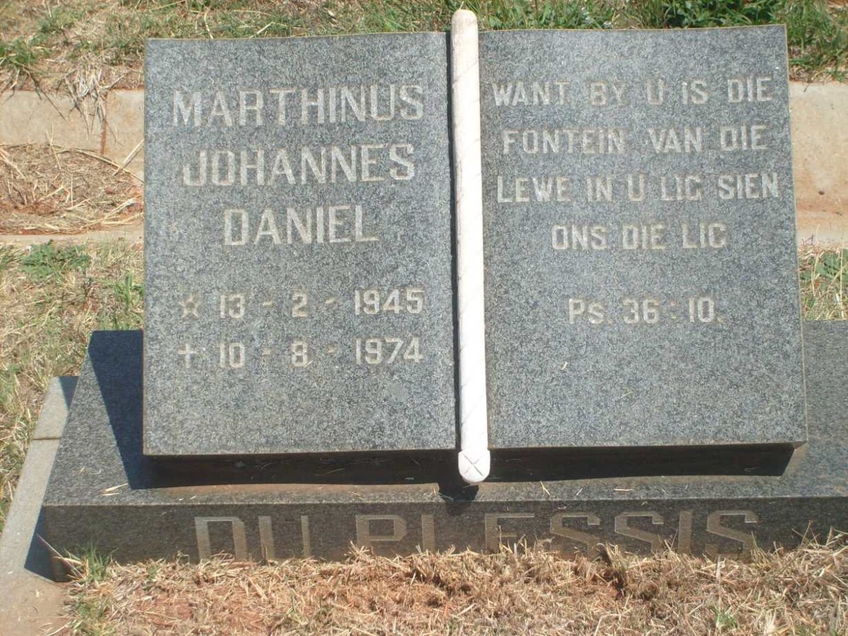 PLESSIS Marthinus Johannes Daniel, du 1945-1974