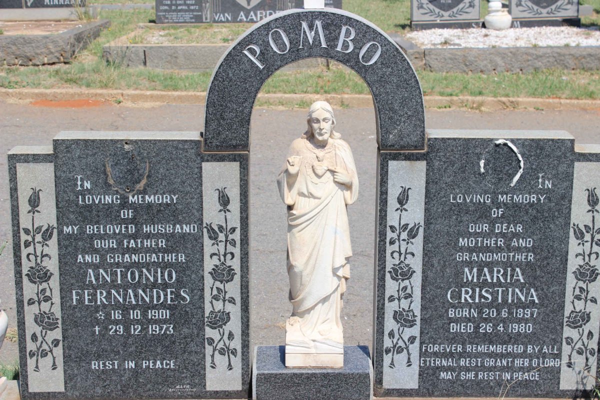 POMBO Antonio Fernandes 1901-1973 &amp; Maria Cristina 1897-1980