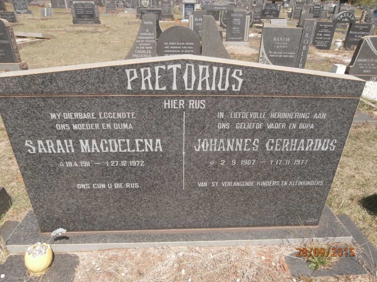 PRETORIUS Johannes Gerhardus 1907-1977 &amp; Sarah Magdelena 1911-1972
