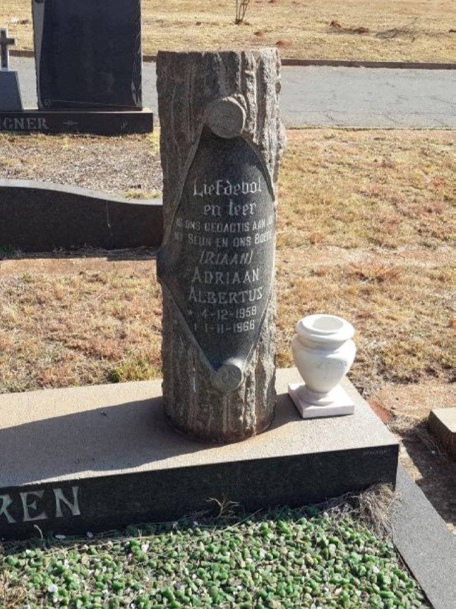 VUUREN Edna, van 1932-1966 :: VAN VUUREN Adriaan Albertus 1958-1966